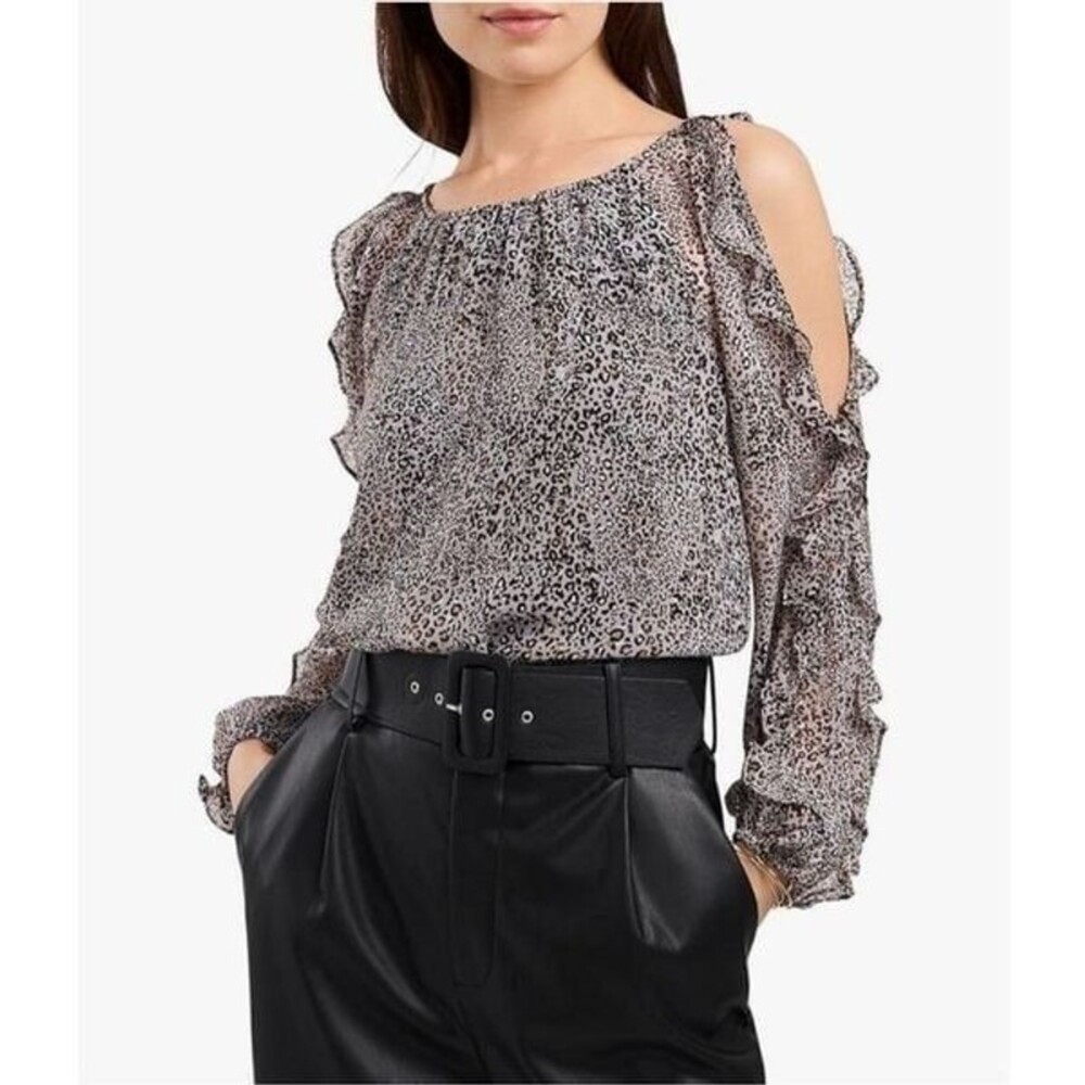 1.STATE Cold Shoulder Ruffle Sleeve Blouse